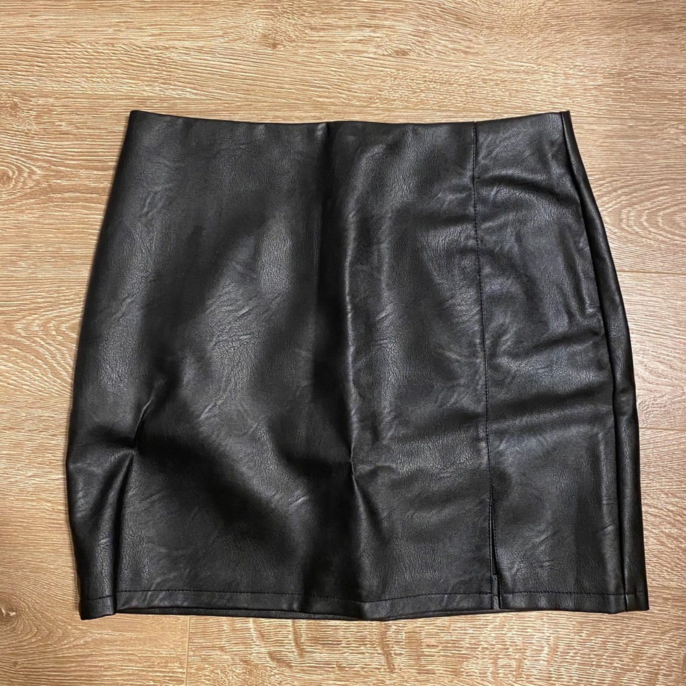 Top shop leather skirt